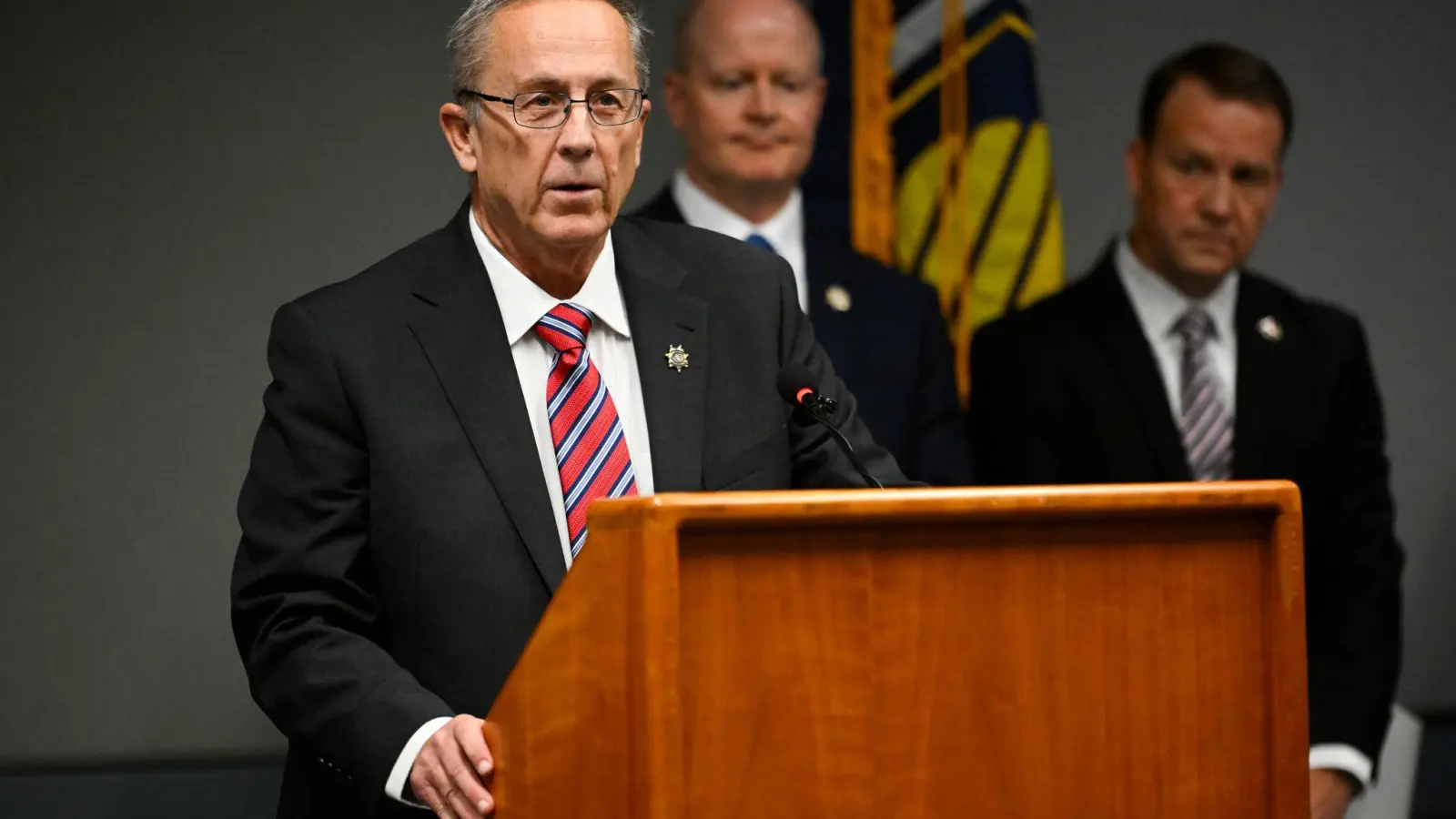 Robinson sei unter anderem wegen Mordes angeklagt, sagt der Staatsanwalt von Utah County, Jeff Gray. (Foto: Alex Goodlett/FR171569 AP/AP/dpa)