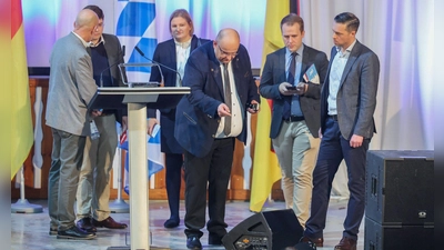 In der Bayern-AfD tobt ein Machtkampf. (Foto: Daniel Löb/dpa)