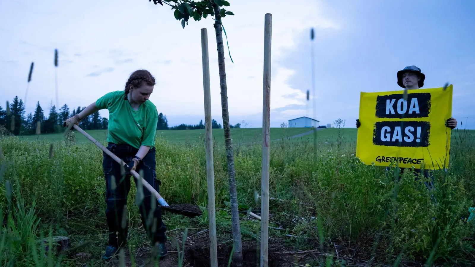 Erdgasbohrungen sind aus Sicht von Greenpeace für das Klima schädlich und für Anwohnende und Umwelt gefährlich. (Archivbild) (Foto: Lennart Preiss/dpa)