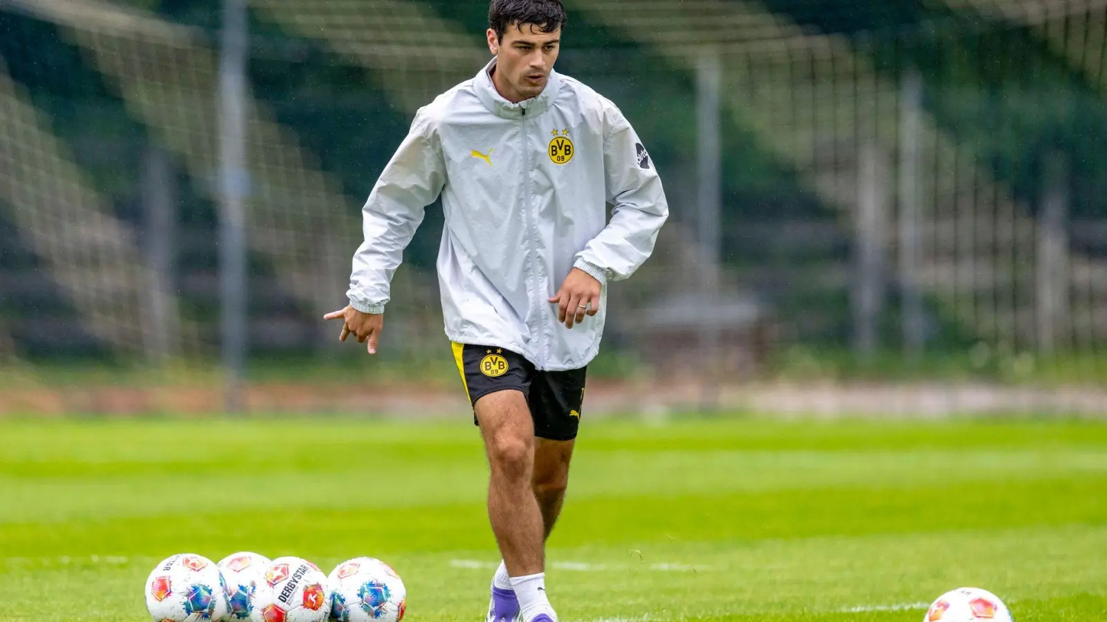 Von einer Borussia zur anderen: Giovanni Reyna steht vor einem Wechsel nach Mönchengladbach. (Foto: David Inderlied/dpa)