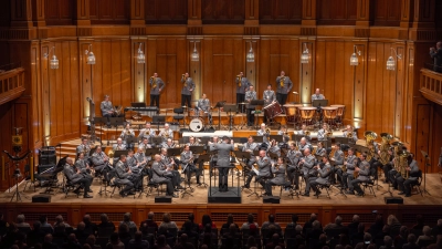 Das Heeresmusikkorps Veitshöchheim spielt am Montag, 15. Dezember, in Dinkelsbühl. Der Erlös der Benefizveranstaltung ist für die Jugendarbeit der Knabenkapelle bestimmt. (Foto: Heeresmusikkorps/Müller)