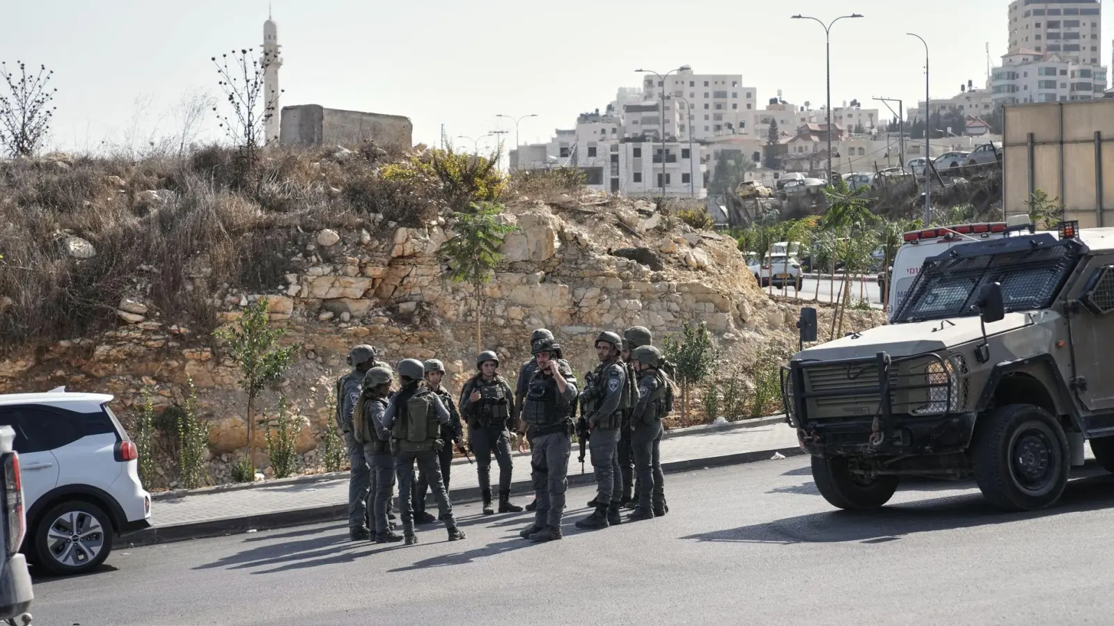 Israel startet nach eigenen Angaben eine Anti-Terror-Operation“ im Raum Hebron.  (Foto: Mahmoud Illean/AP/dpa)