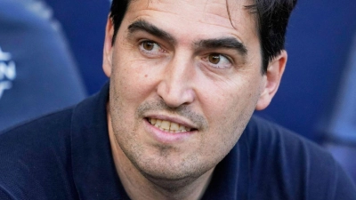 Andoni Iraola wird neuer Trainer des FC Liverpool. (Archivbild) (Foto: Dave Thompson/AP/dpa)