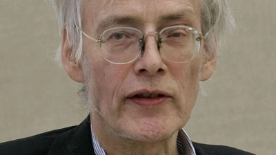 Der emeritierte Professor der Kunstakademie Münster, der in Hannover und Berlin lebte, galt als ein Pionier der Konzeptkunst.  (Foto: picture alliance / dpa)