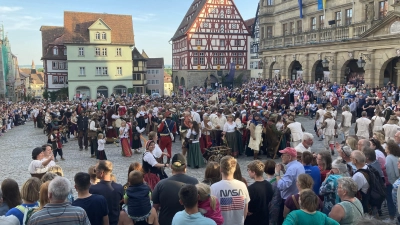 Anlässlich der historischen Pfingstfestspiele gibt es ein buntes Programm in Rothenburg. (Archivbild: Clarissa Kleinschrot )