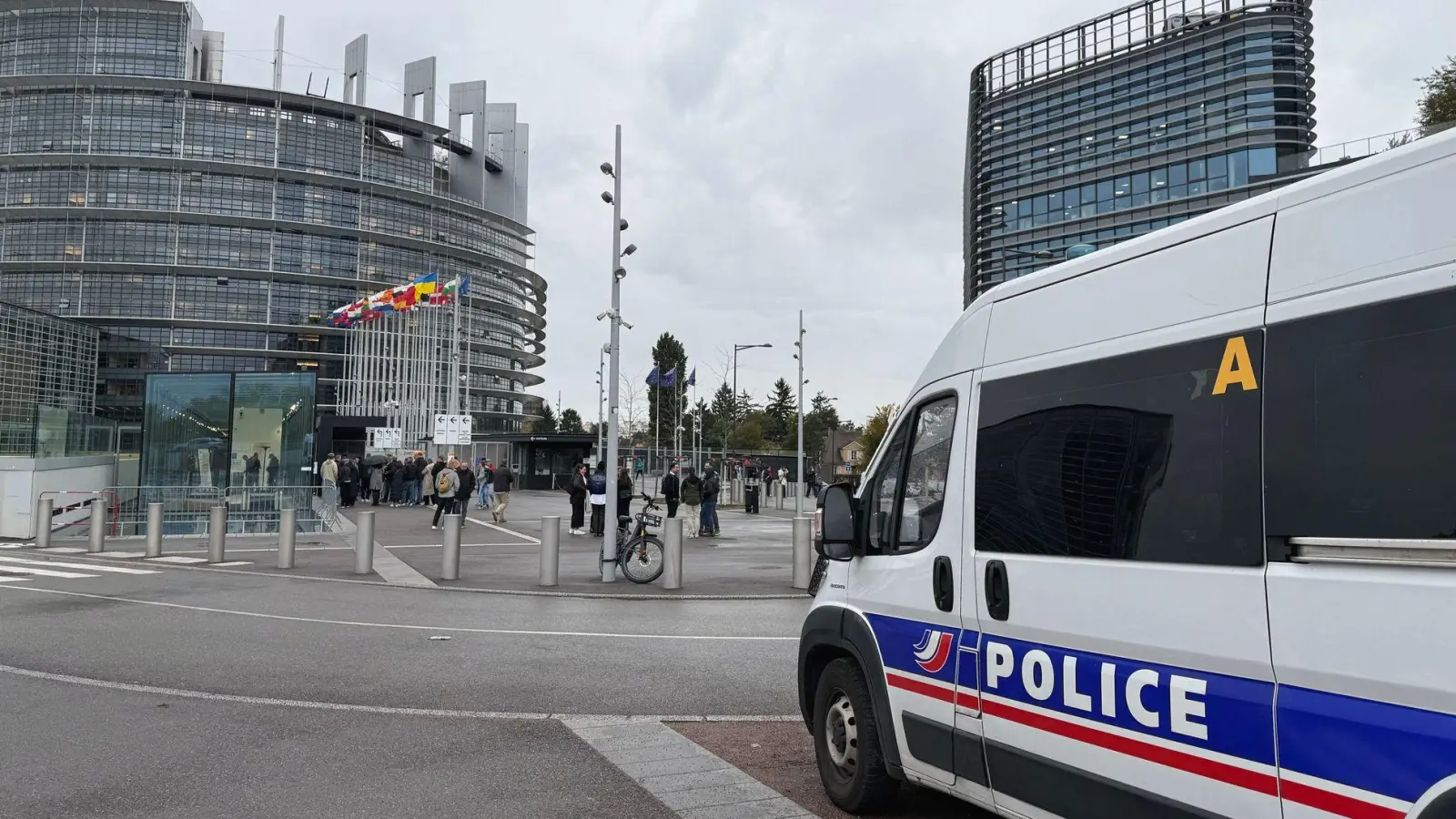 Mitglieder der ehemaligen ID-Fraktion sollen nach einem Parlamentsbericht in der vergangenen Legislaturperiode mindestens 4,3 Millionen Euro aus EU-Mitteln missbräuchlich verwendet haben. (Foto: Ann-Kristin Wenzel/dpa)