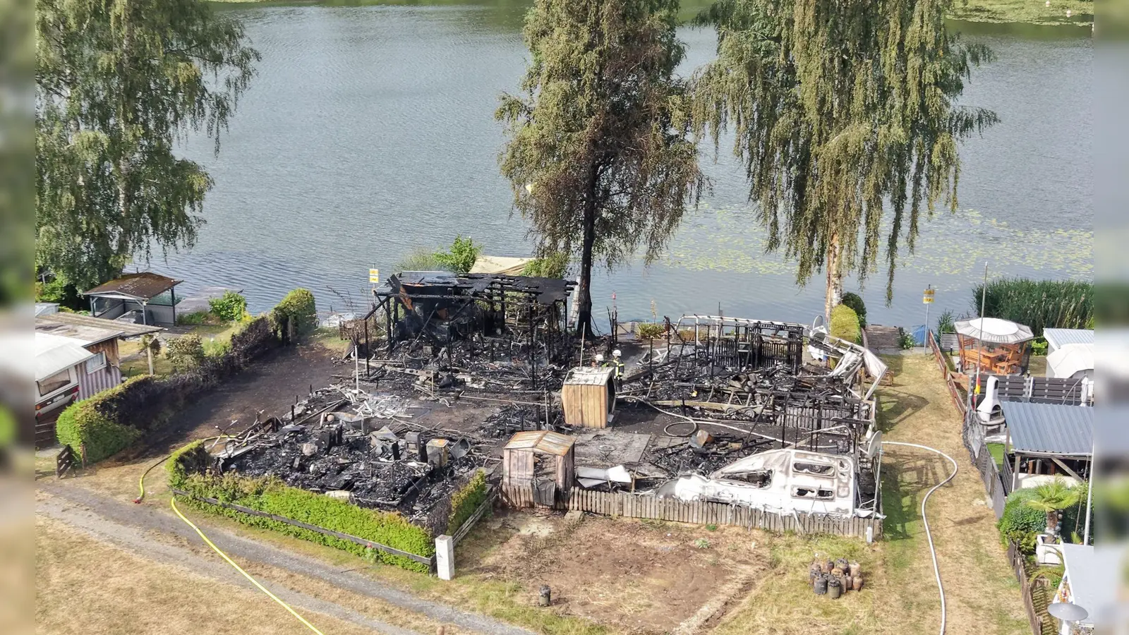 Eine Woche nach einem Feuer auf einem Campingplatz ist die Ursache weiter unklar. (Archivbild) (Foto: Daniel Löb/dpa)