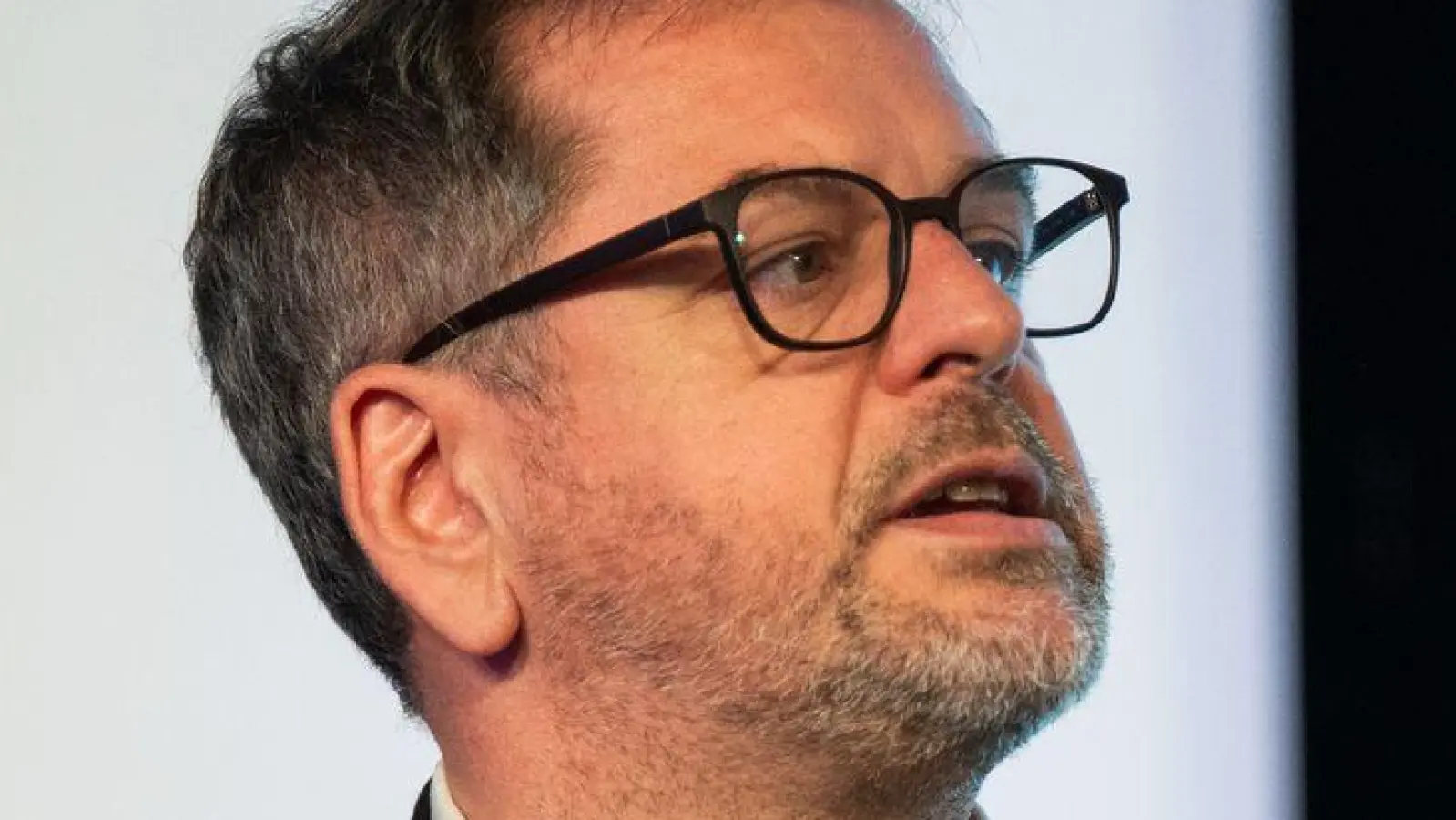 Werner Graf ist Co-Fraktionsvorsitzender der Grünen im Berliner Abgeordnetenhaus.  (Foto: Christophe Gateau/dpa)