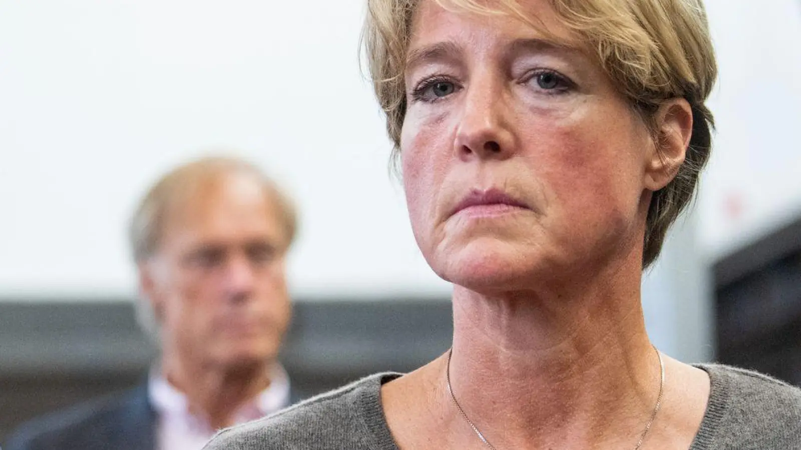 Christina Block und ihr Anwalt Ingo Bott. (Foto: Daniel Bockwoldt/dpa / Pool/dpa)