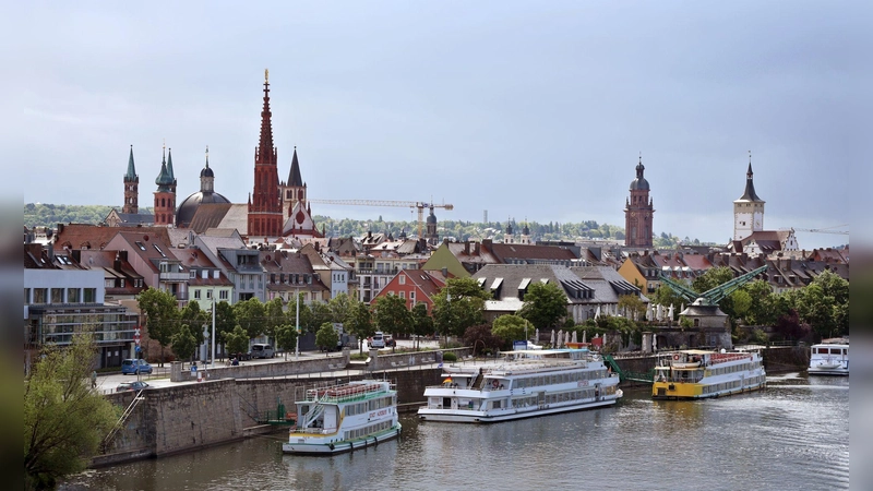 Der Main führt immer weniger Wasser. (Archivbild)  (Foto: Karl-Josef Hildenbrand/dpa)
