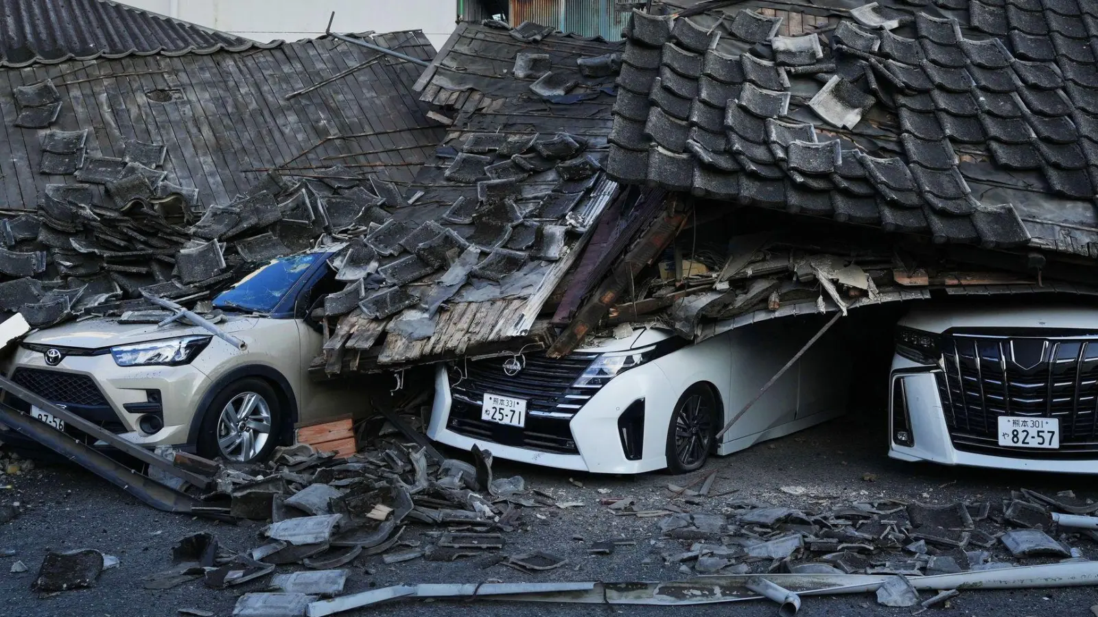 Viele Häuser in der Katastrophenregion sind zerstört.   (Foto: Hiro Komae/AP/dpa)