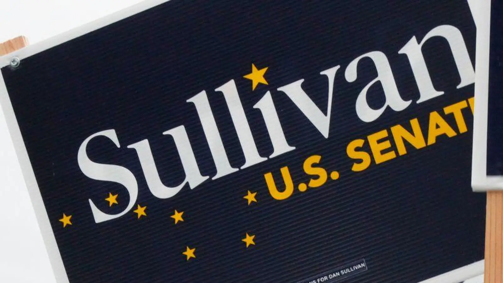 Bei der Vorwahl in Alaska traten gleich zwei Republikaner namens Sullivan an. (Archivbild) (Foto: Mark Thiessen/AP/dpa)