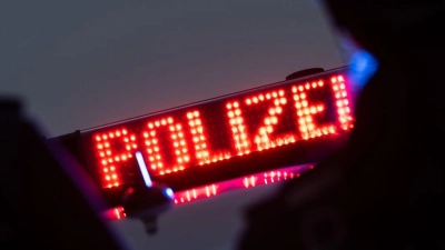 Die Polizei ermittelt bislang gegen Unbekannt. (Symbolbild) (Foto: Marijan Murat/dpa)