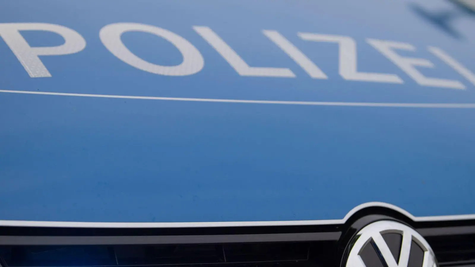 Ein Unfall bei Lichtenau behindert den Verkehr auf der A6 in Richtung Osten. (Symbolbild: Lino Mirgeler/dpa)