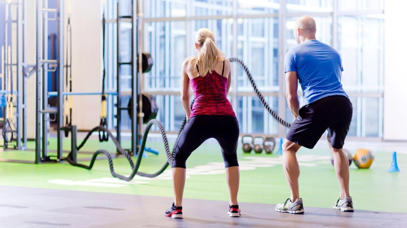 Sport kann bei Epilepsie die Fitness, die Koordination und das psychische Wohlbefinden verbessern. (Foto: Monique Wüstenhagen/dpa-tmn)