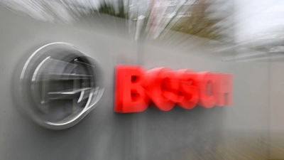 Der Gewinn des Technologiekonzerns Bosch ist deutlich eingebrochen. (Archivbild) (Foto: Bernd Weißbrod/dpa)