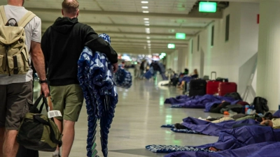 Rund 6.500 Menschen waren von den ausgesetzten Starts und Landungen am Münchner Flughafen betroffen. (Foto: Enrique Kaczor/onw-images/dpa)