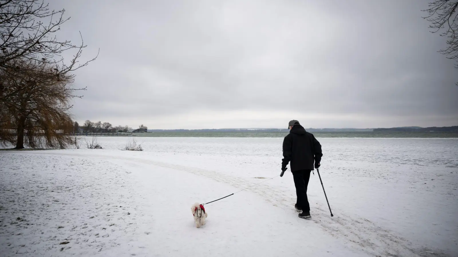Im Norden bleibt es frostig.  (Foto: Philip Dulian/dpa)