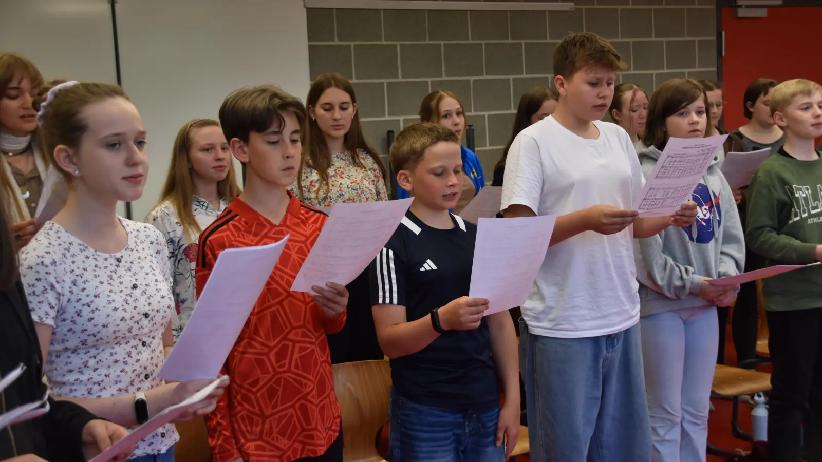 Die jüngsten Sängerinnen und Sänger im Fränkischen Sängerbund haben im Schullandheim Bad Windsheim noch einmal intensiv für das größte Amateurmusikfestival geprobt. (Foto: Silvia Schäfer)