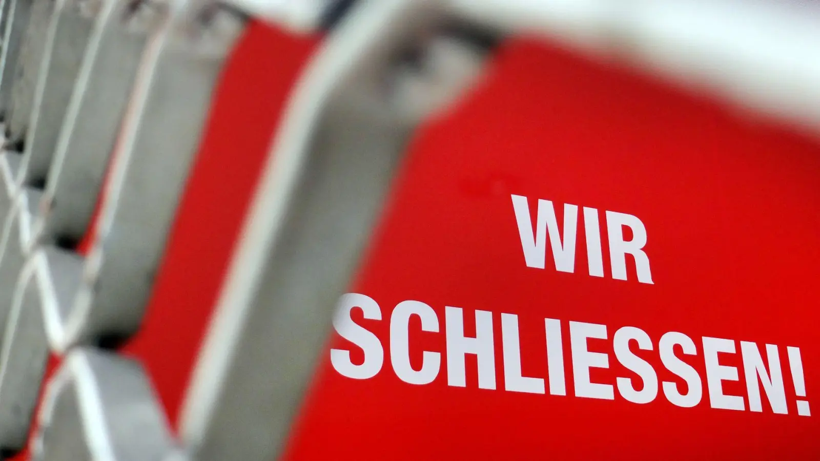 Der Kreditversicherer Allianz Trade erwartet mehr Firmeninsolvenzen in Deutschland. (Symbolbild) (Foto: Martin Gerten/dpa)