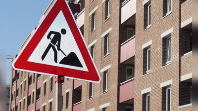 Im neuen Münchner Stadtteil Freiham entstehen viele geförderte Wohnungen. Doch im Saldo sinkt die Zahl der Sozialwohnungen in Bayern. (Symbolbild) (Foto: Carsten Hoefer/dpa)