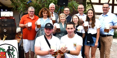Statten Sie der Kirchweih in Neuhof an der Zenn vom 9. bis 13. Juli einen Besuch ab und genießen Sie die Zeit mit Freunden und der Familie.  (Foto: Gudrun Schwarz-Köhler)