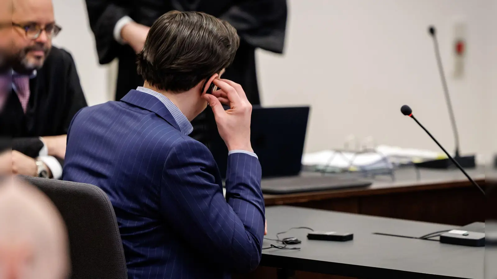 Der Mord war heimtückisch und der Angeklagten handelte aus niedrigen Beweggründen, urteilte das Landgericht. (Archivbild) (Foto: Daniel Karmann/dpa)