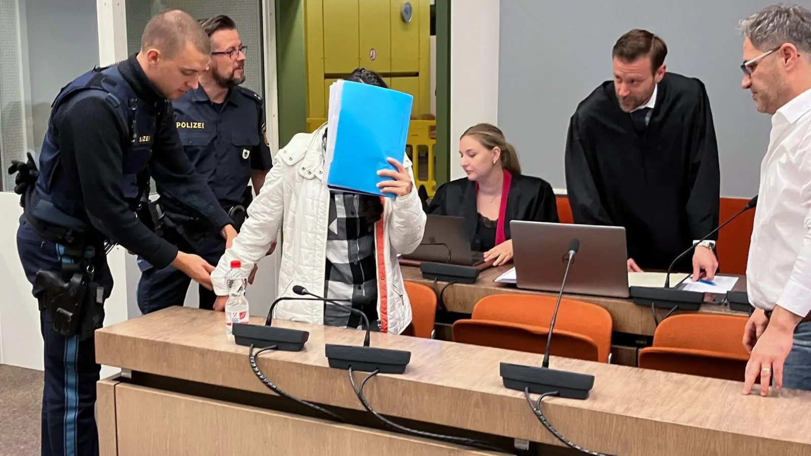 Ursprünglich hatte die Angeklagte sich im Prozess äußern wollen. (Archivbild) (Foto: Britta Schultejans/dpa)