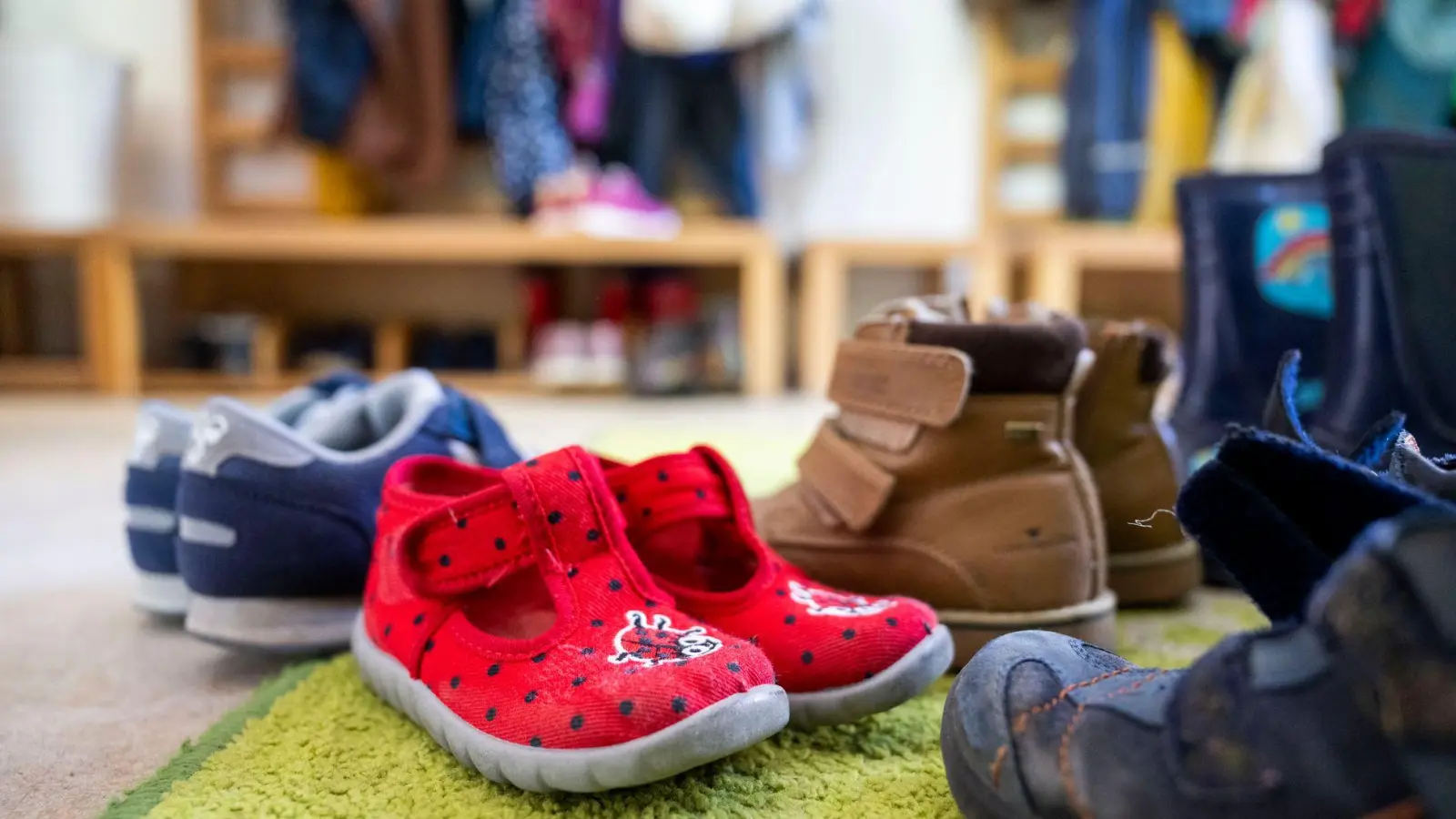 Was geschah in einer Kita im Bistum Eichstätt? (Symbolbild) (Foto: Christophe Gateau/dpa)