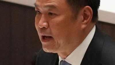 Regierungschef Charnvirakul beantragte die Auflösung des Repräsentantenhauses.  (Foto: Sakchai Lalit/AP/dpa)