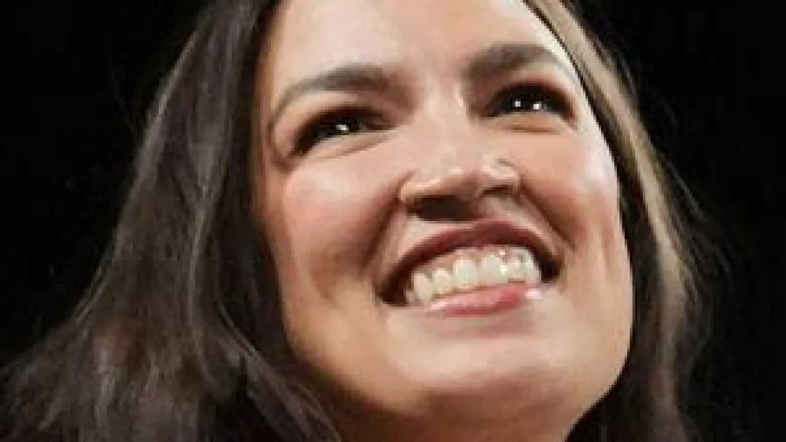 Alexandria Ocasio-Cortez ist am Wochenende gemeinsam mit Sanders aufgetreten. (Archivbild) (Foto: Ross D. Franklin/AP/dpa)