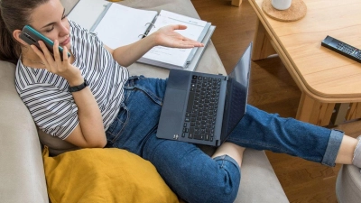 Lange arbeitsunfähig? In bestimmten Fällen kann sich eine Krankentagegeldversicherung für Beschäftigte bezahlt machen. (Foto: Christin Klose/dpa-tmn/dpa)