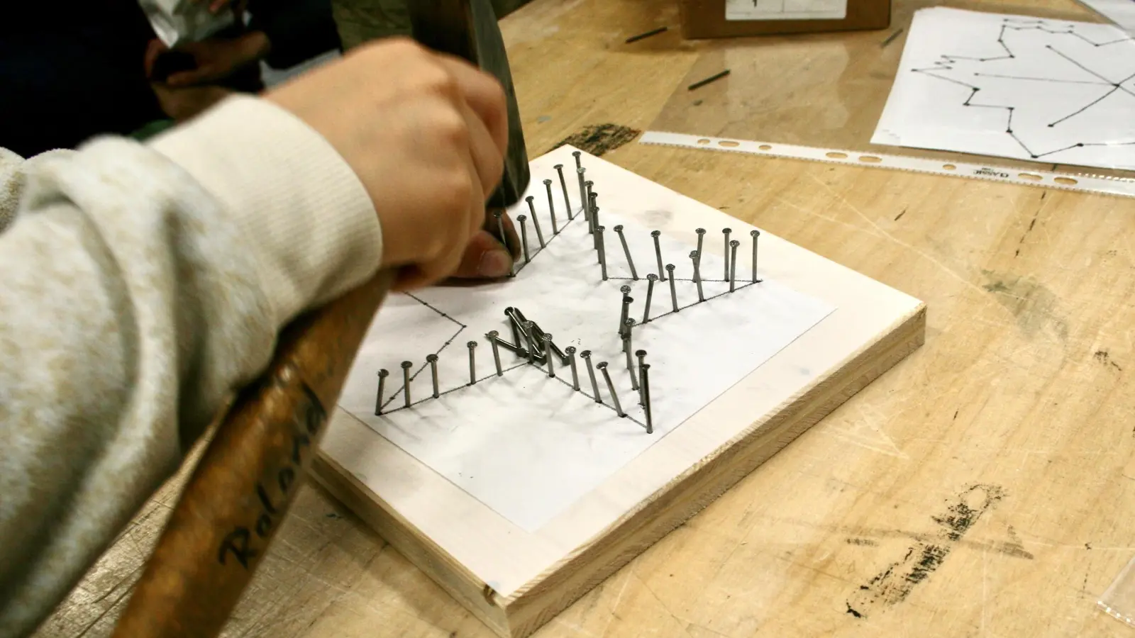 Mit einem vielseitigen Programm zeigt die Schreinerei Kneitschel die ganze Bandbreite des Schreinerhandwerks. (Foto: Schreinerei Kneitschel)