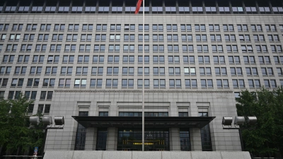 China verhängt vorläufige Zölle auf einige Milchprodukte. Schuld an der Lage sei Brüssel, das ebenfalls gegen chinesische Produkte vorgehe, heißt es aus Peking. (Archivbild)  (Foto: Johannes Neudecker/dpa)