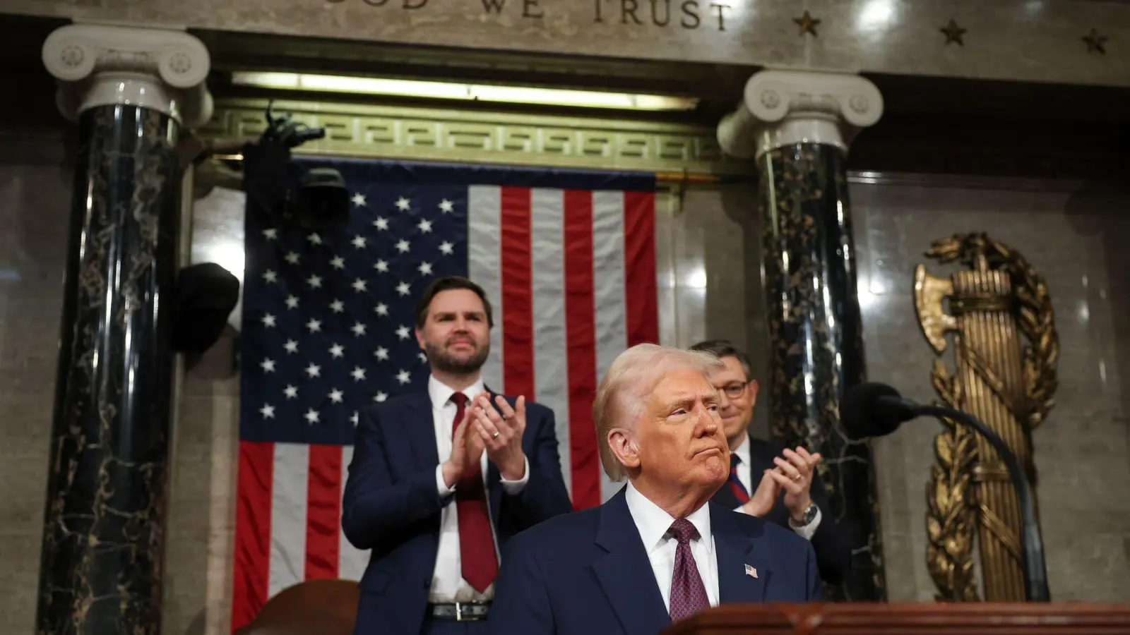 Jüngste Aussagen von Donald Trump werden gedeutet, dass der US-Präsident selbst eine Rezession nicht mehr ausschließt. (Archivbild) (Foto: Win McNamee/POOL Getty Images/AP/dpa)