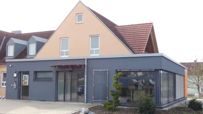 Aus der früheren Metzgerei Eberhardt wird wohl bald ein Bistro mit Kiosk. (Foto: Calotta Halbrock)