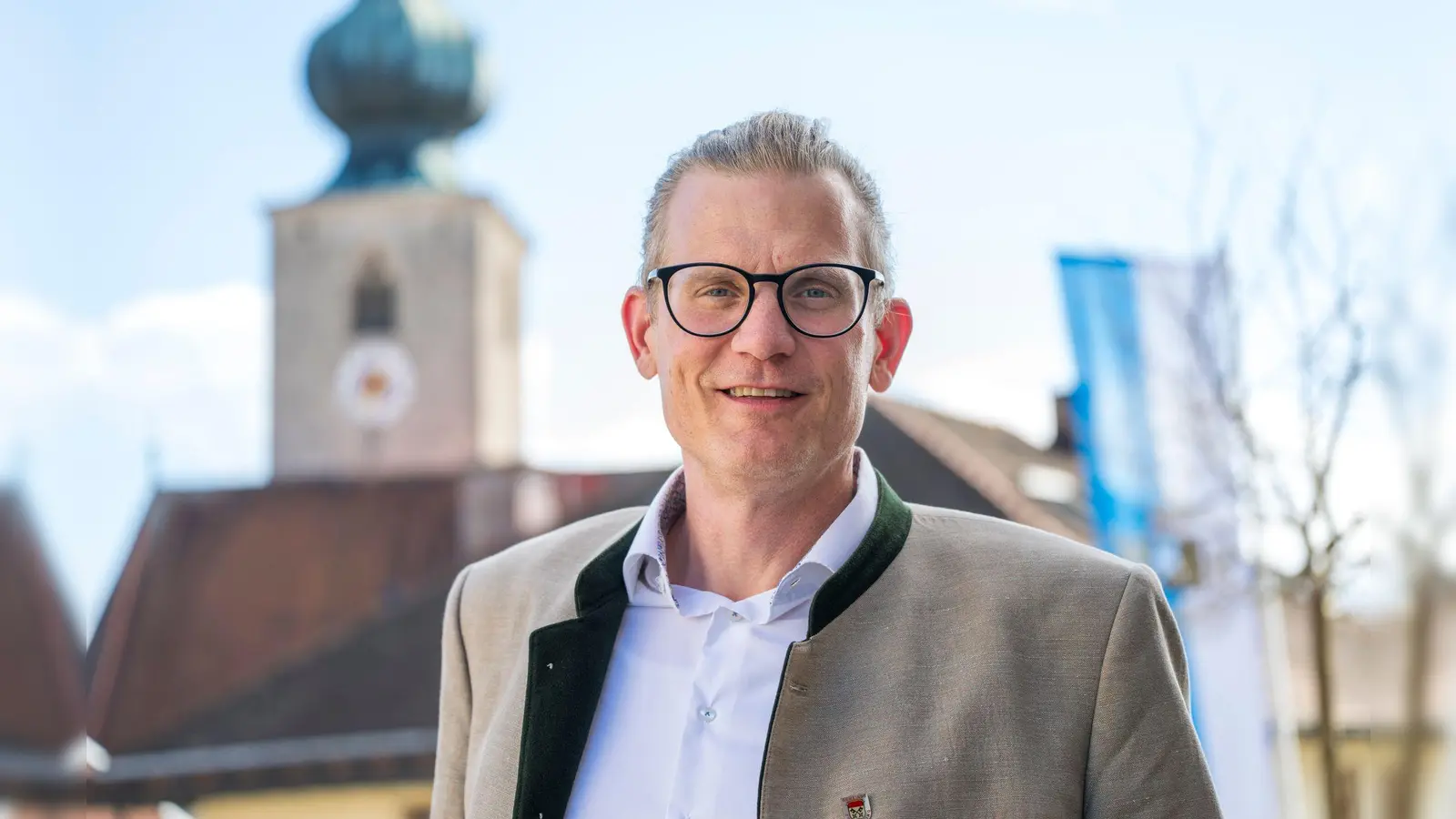 Andreas Zepper wollte nicht mehr Bürgermeister werden - jetzt ist er es doch.  (Foto: Peter Kneffel/dpa)