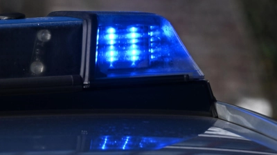 Eine Gefahrenbremsung brachte den Bus zum Stehen. (Symbolbild) (Foto: Bernd Weißbrod/dpa)