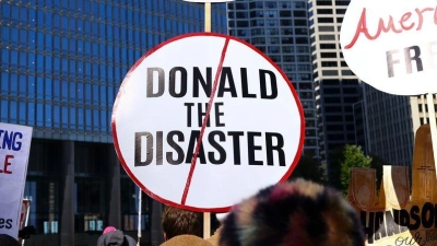In Chicago gab es jüngst Proteste gegen Trump. (Archivbild) (Foto: Anthony Vazquez/Chicago Sun-Times/AP/dpa)