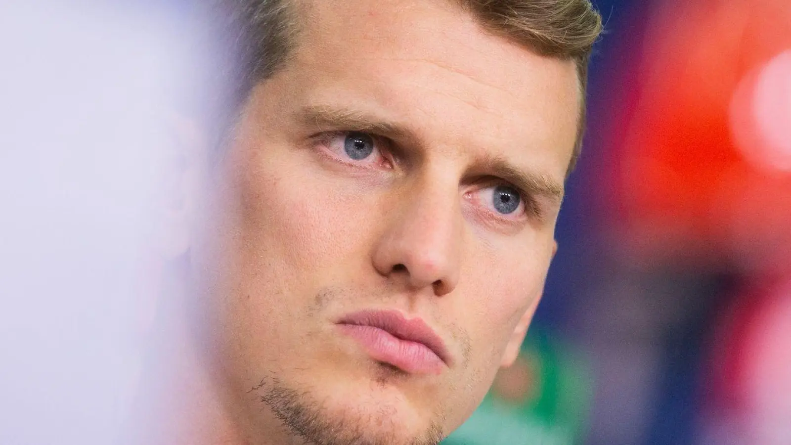 Ex-Bundesliga-Profi Lars Bender heuert im Nachwuchs des FC Bayern an. (Archivbild) (Foto: Rolf Vennenbernd/dpa)