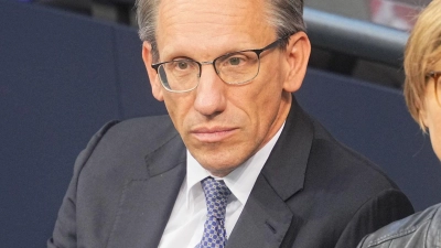 Nach der Regierungserklärung sprach Jörg Kukies erstmals als Finanzminister im Bundestag. (Foto: Michael Kappeler/dpa)