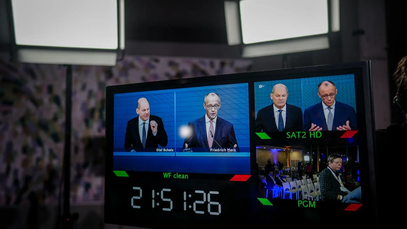 Scholz und Merz debattierten zu den wesentlichen Themen des Bundestagswahlkampfs. (Foto: Kay Nietfeld/dpa)