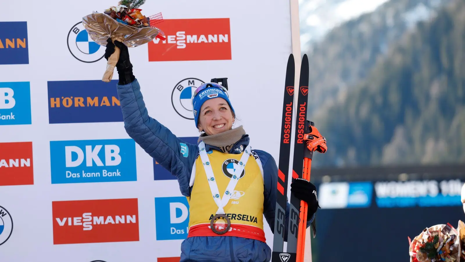 Zufrieden mit ihren Auftritten in Antholz: Franziska Preuß (Foto: Alessandro Trovati/AP/dpa)