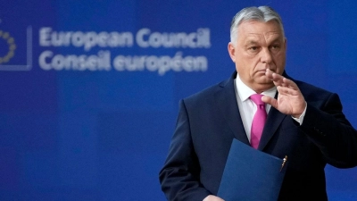 Der ungarische Regierungschef Viktor Orban lehnte die milliardenschweren Finanzhilfen für die Ukraine bislang ab. (Foto: Virginia Mayo/AP/dpa)