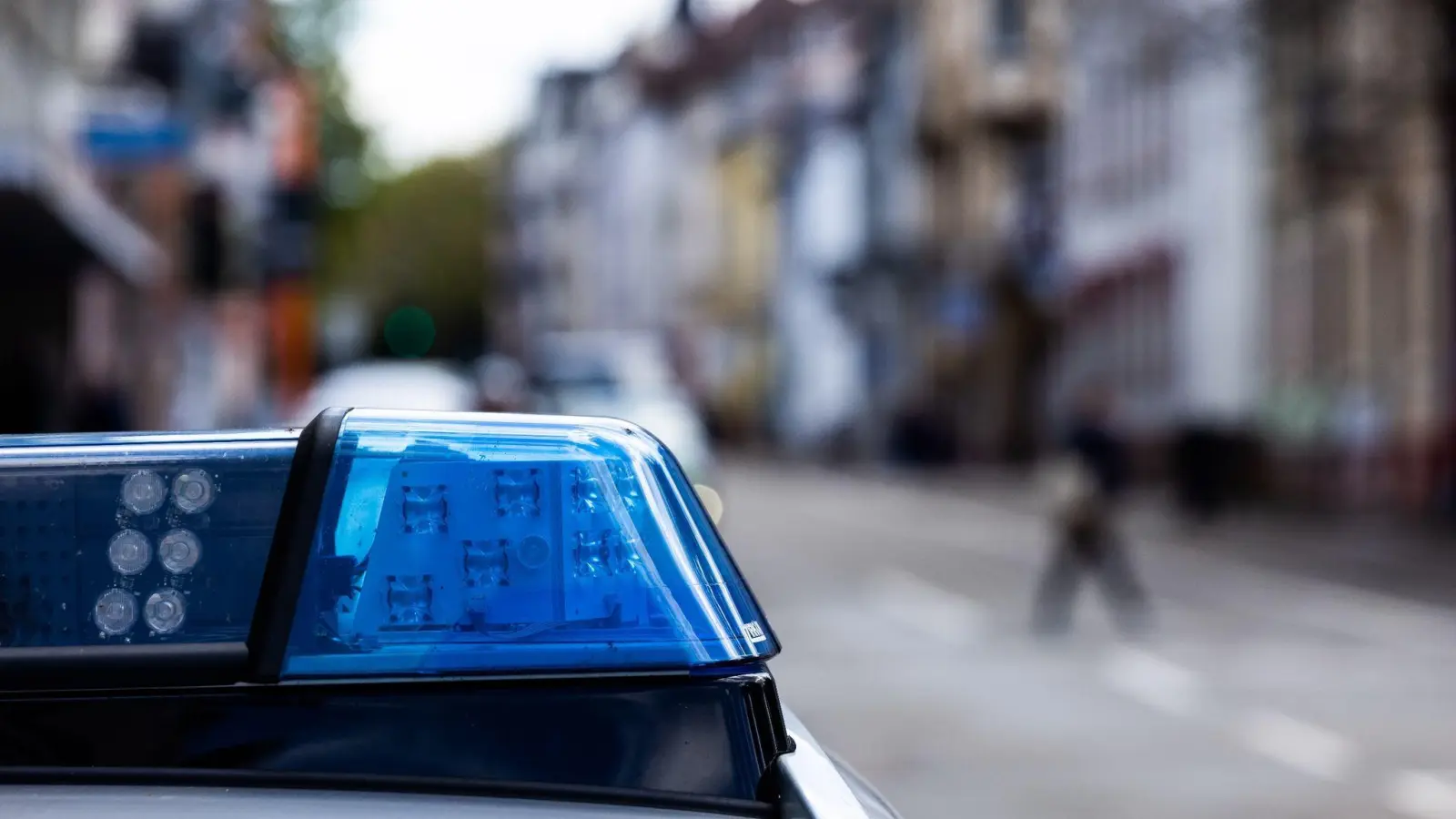 Trotz drei Promille im Blut machte sich der 43-Jährige eigenständig auf den Heimweg.  (Symbolbild: dpa/Philipp von Ditfurth)