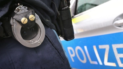 Ein Verdächtiger wurde am Tatort festgenommen. (Symbolbild) (Foto: Karl-Josef Hildenbrand/dpa)
