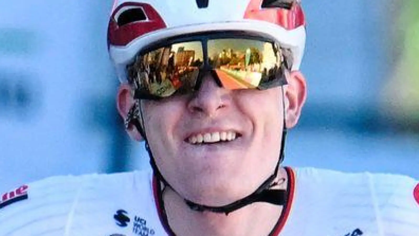 Georg Zimmermann feiert im deutschen Meistertrikot einen überraschenden Coup beim Klassiker Eschborn-Frankfurt. (Foto: Uwe Anspach/dpa)