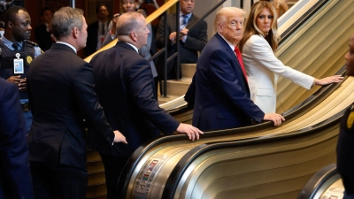 Trump will ein Nachspiel für den Stopp auf der UN-Rolltreppe. (Foto: Stefan Jeremiah/AP/dpa)