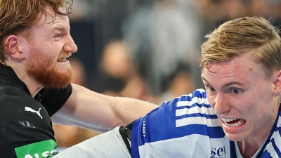 DHB-Debütant Tom Kiesler schreckte vor keinem Zweikampf zurück.  (Foto: Daniel Karmann/dpa)