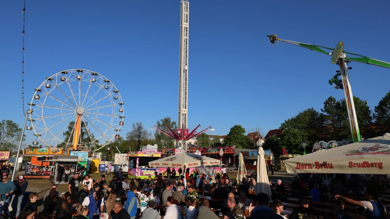 Zum zweiten Mal hat das Ansbacher Frühlingsfest auf dem ehemaligen Messegelände stattgefunden. Aus Sicht der Verantwortlichen hat sich der Umzug bewährt. (Foto: Zeynel Dönmez)
